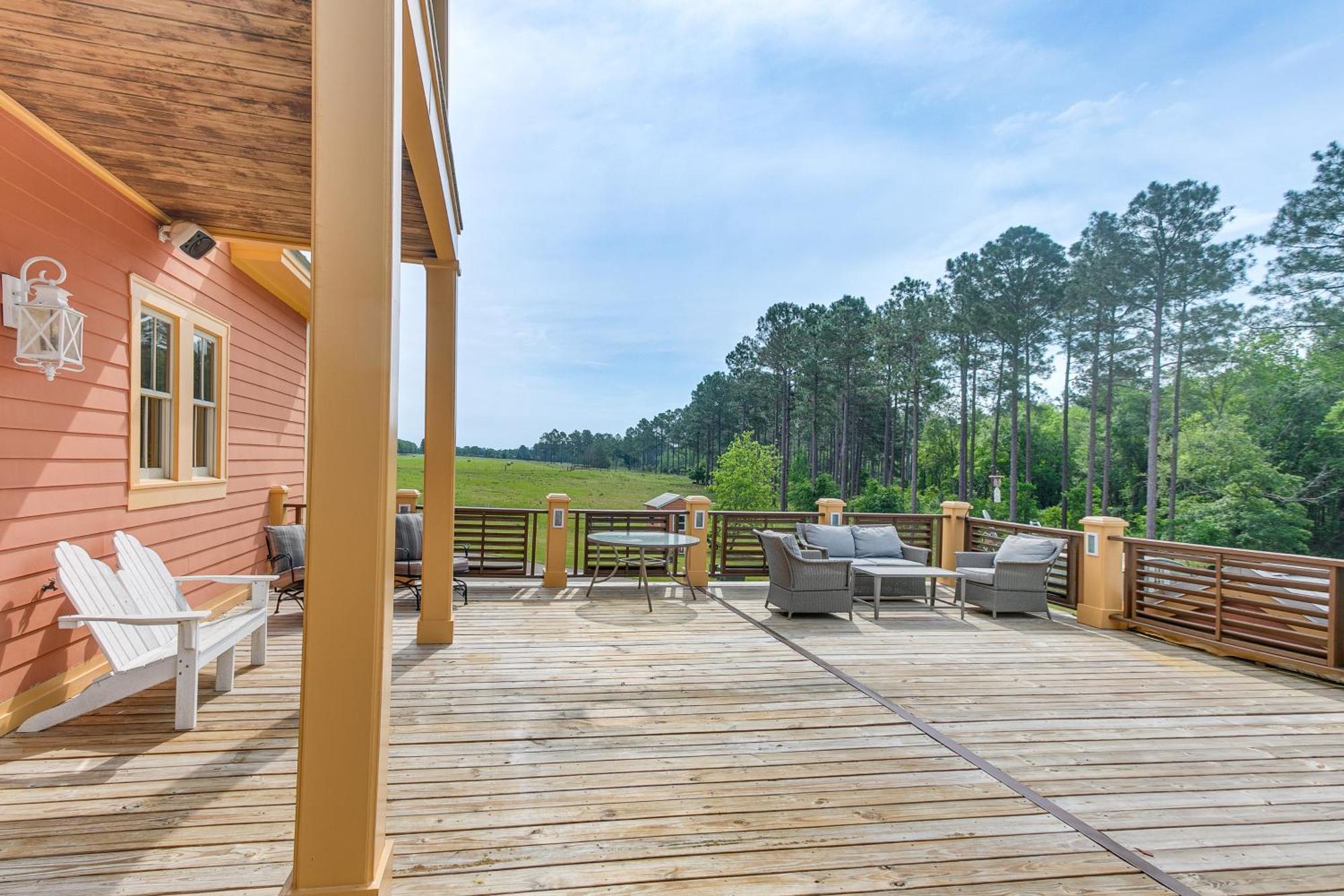 Secluded Home With Deck - Near Downtown Fitzgerald! Екстериор снимка